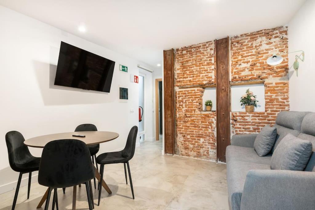 Nice Flat In Lavapies At Street Level S23A Madryt Zewnętrze zdjęcie